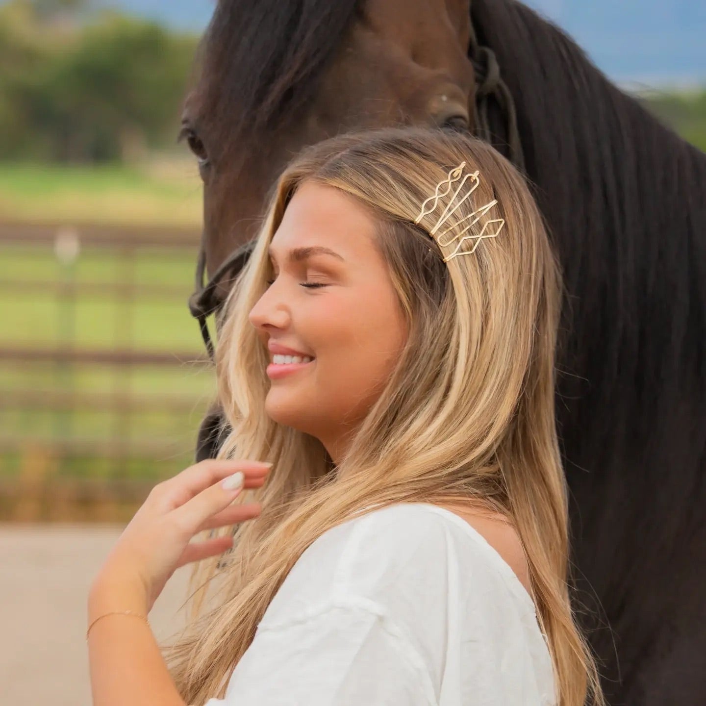 Golden Lines Hair Pins (Set of 4)