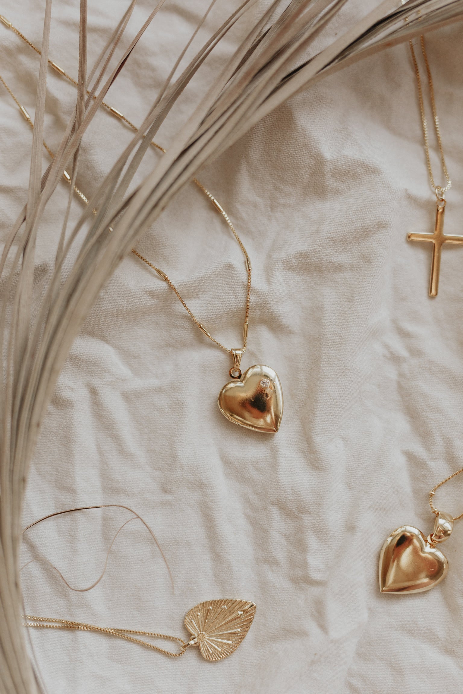 Lockets + Sentimental