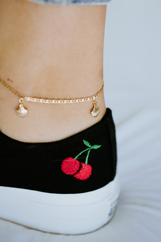 Shell Charm Anklet