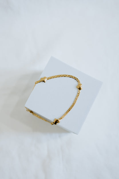 Figaro + Heart Anklet