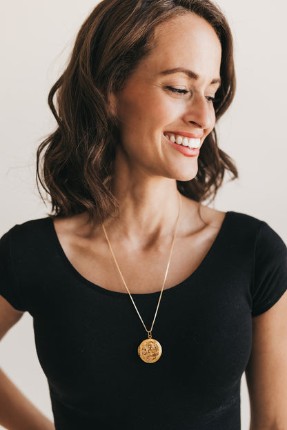 Wildflower Locket (Gold)
