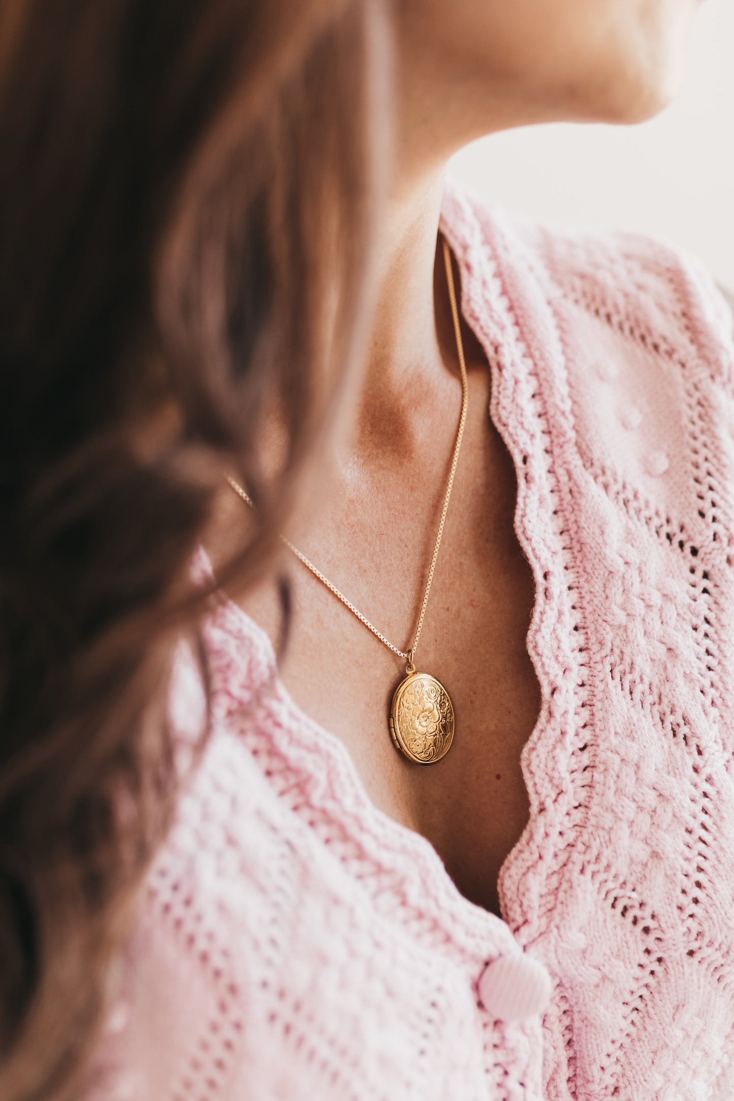 Secret Garden Oval Locket (Gold)