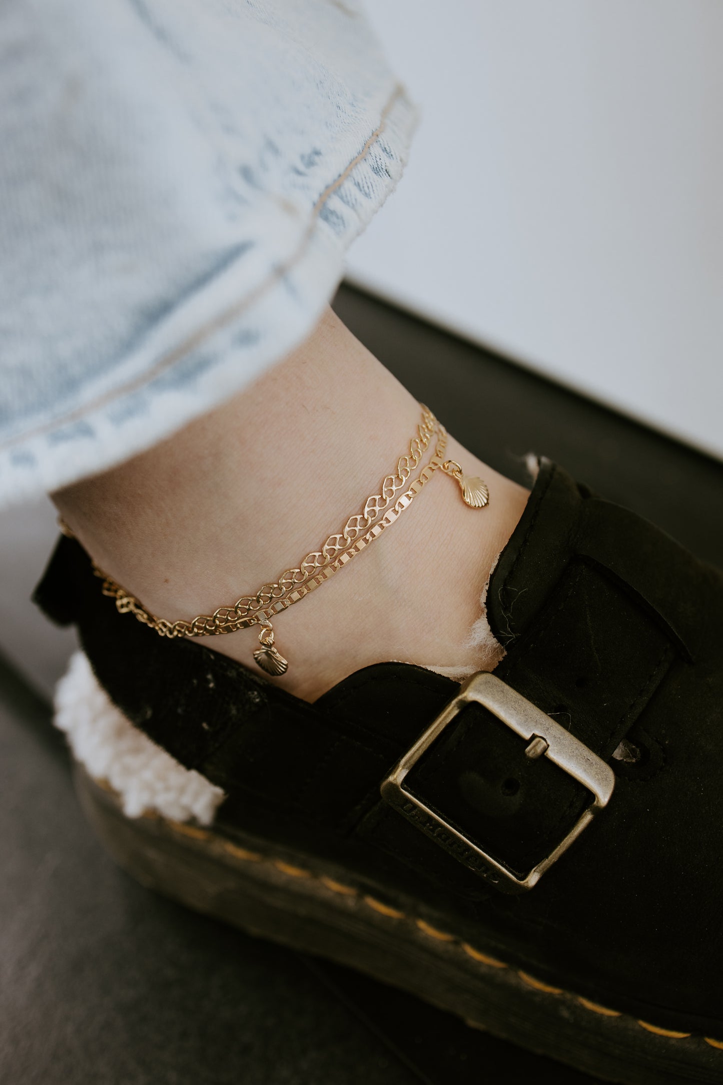 Shell Charm Anklet