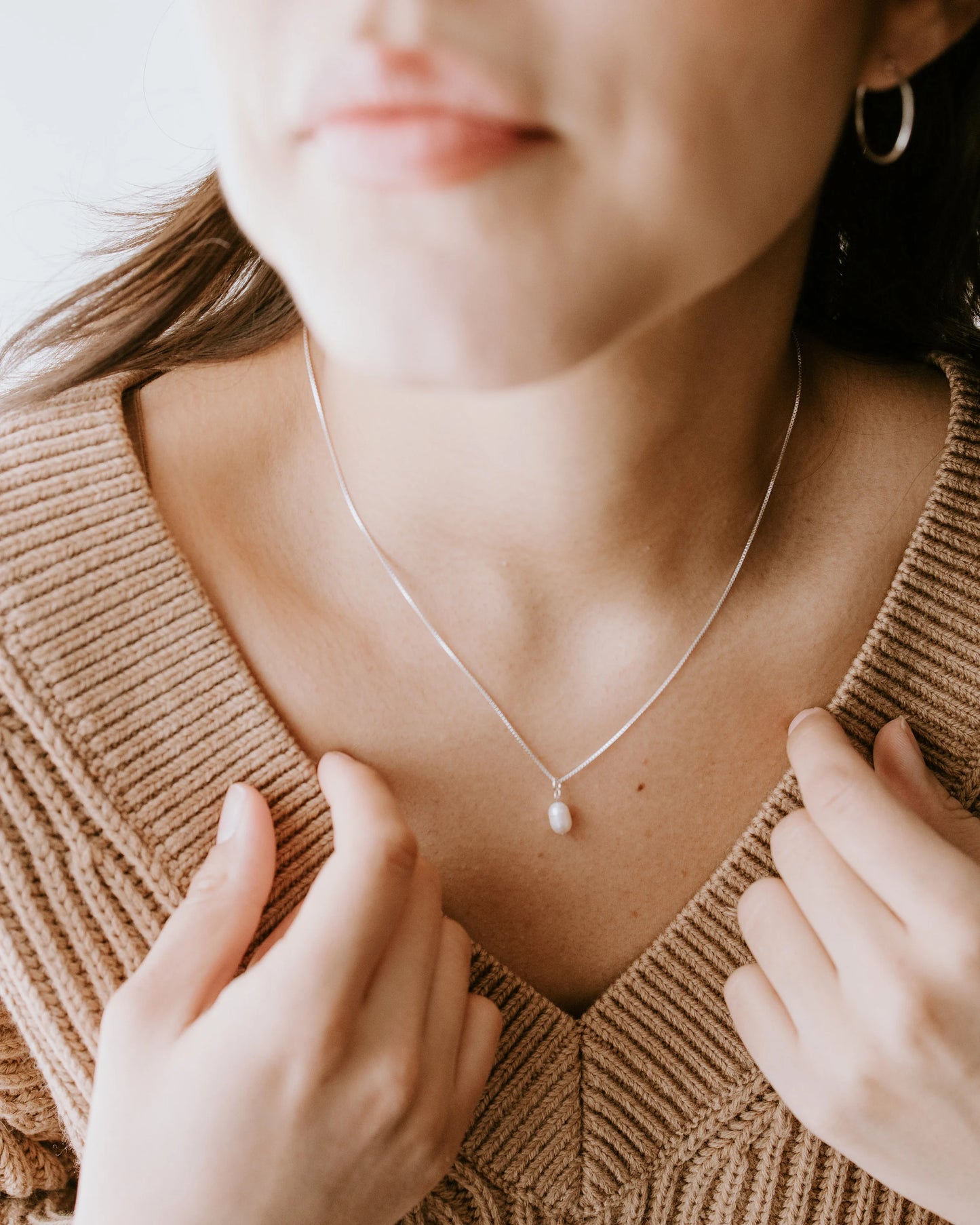 Classic sterling silver pearl drop necklace with genuine freshwater pearl for everyday wear.