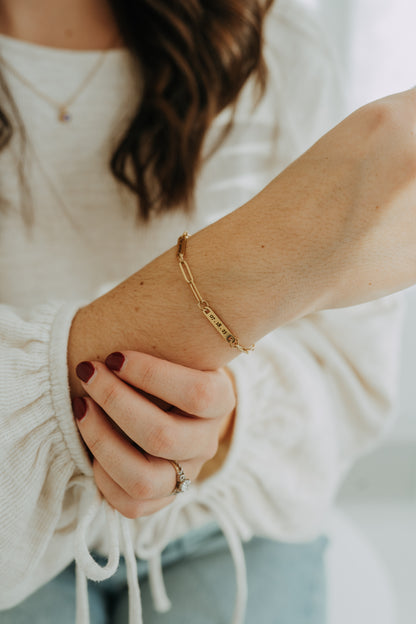 Engraved 2 Bar Bracelet - Paperclip