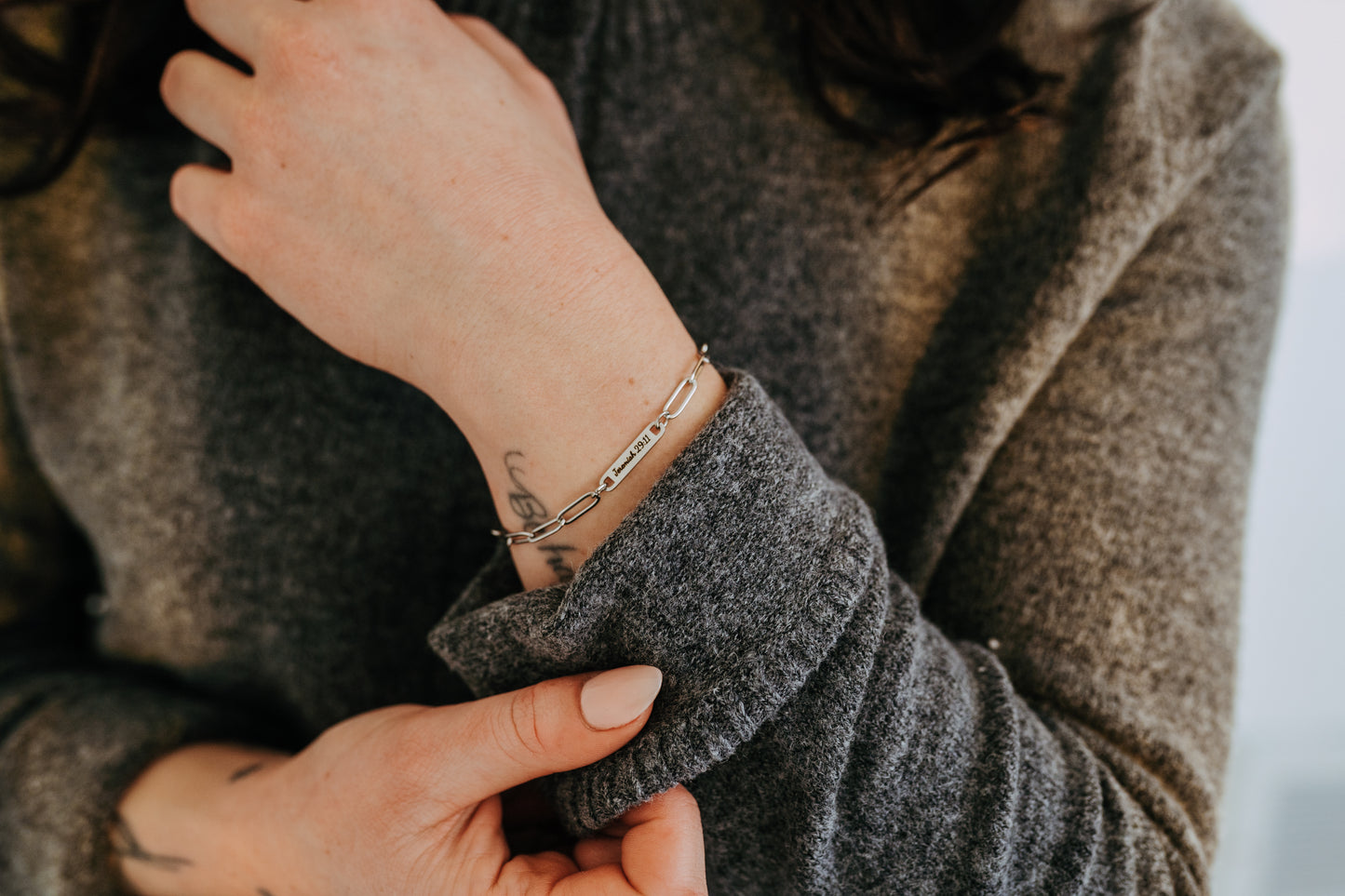 Engraved 1 Bar Bracelet - Silver Paperclip