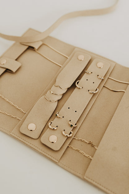 Traveler Jewelry Case