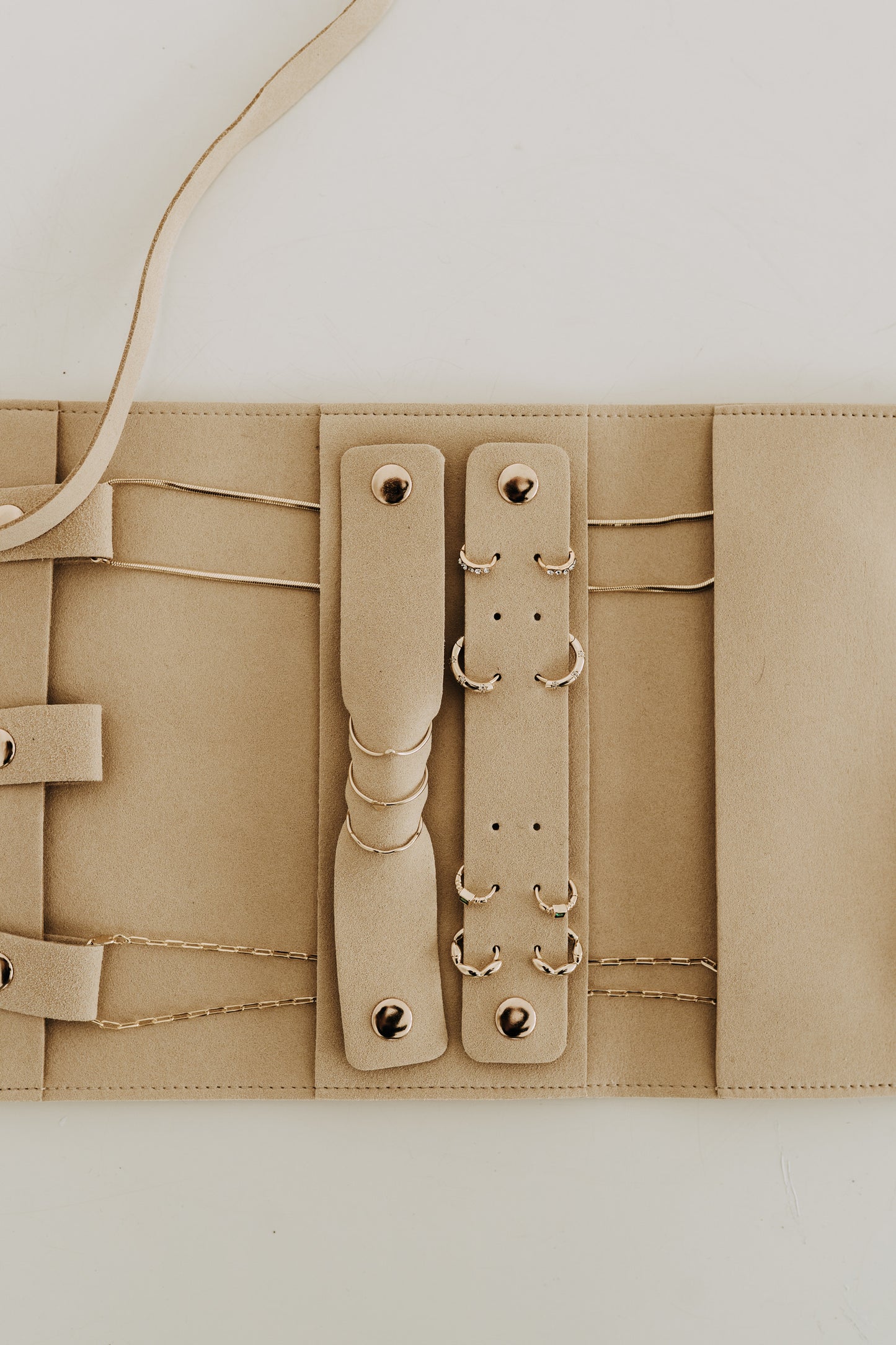 Traveler Jewelry Case