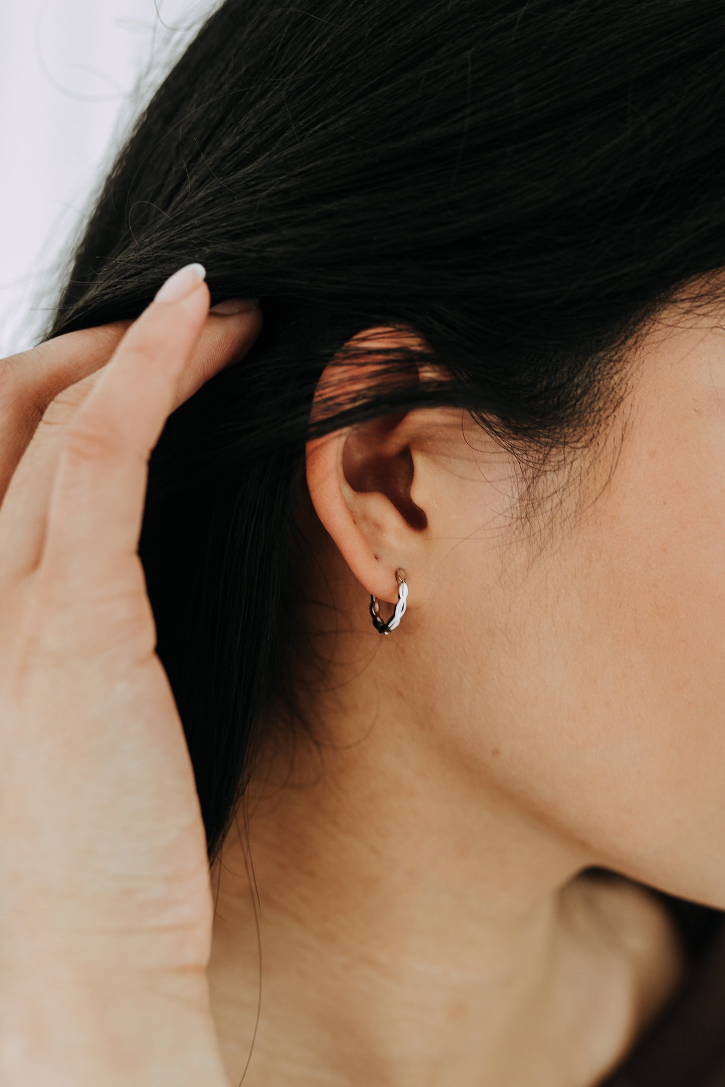 Willow Hoops / Sterling Silver