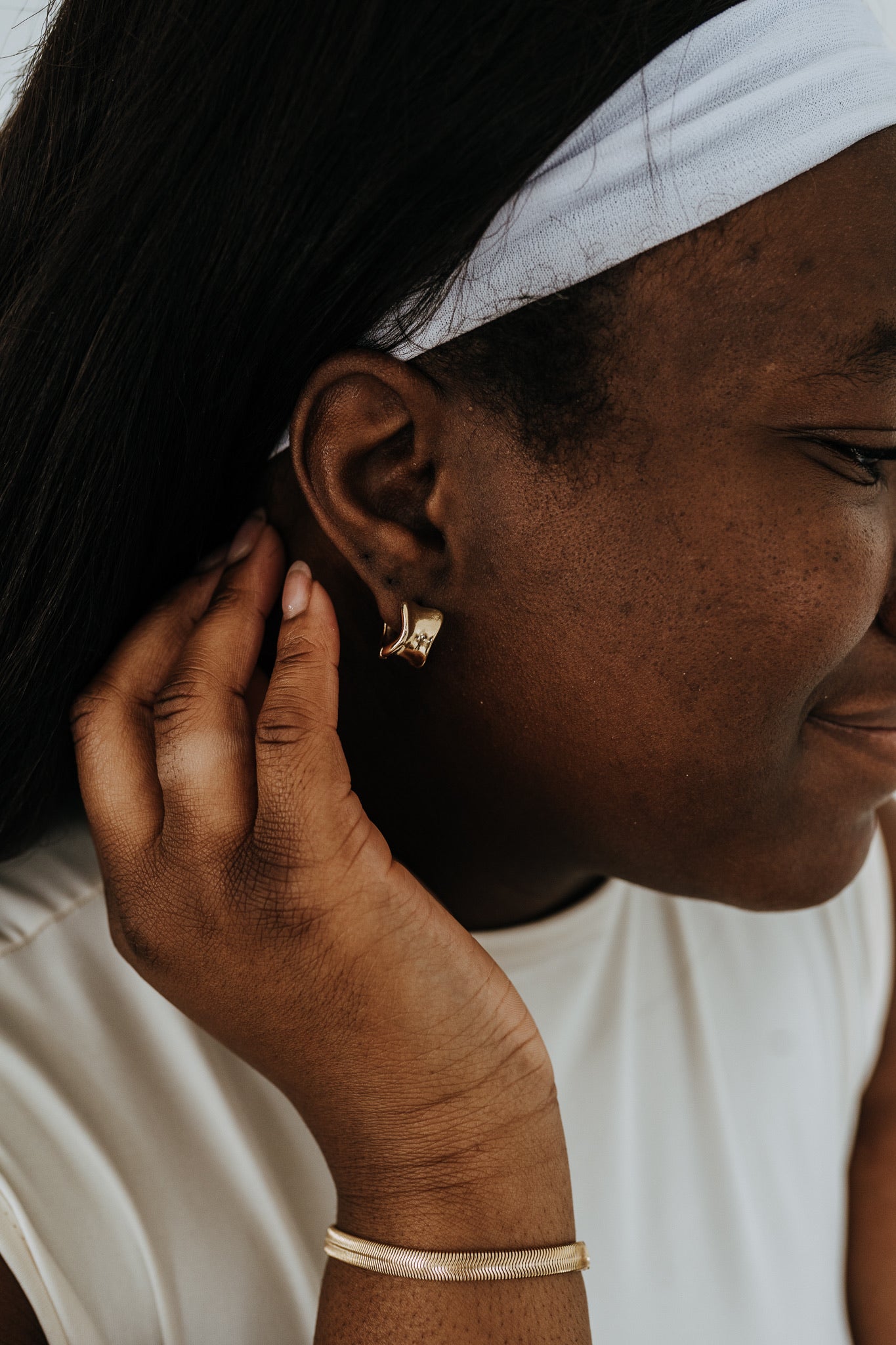 Rove Hoops – Gold Filled Chunky Mini Hoops