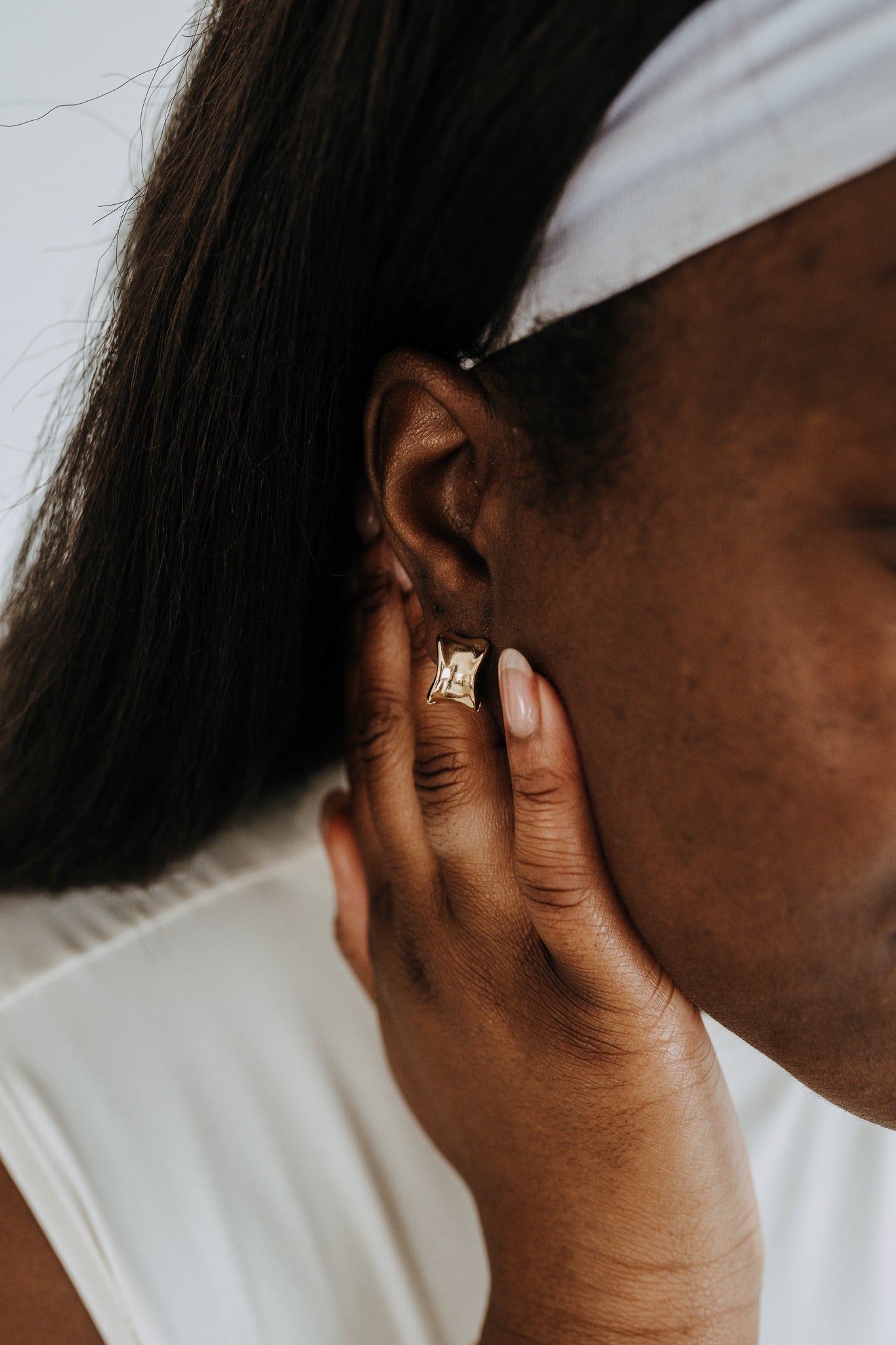 Rove Hoops – Gold Filled Chunky Mini Hoops