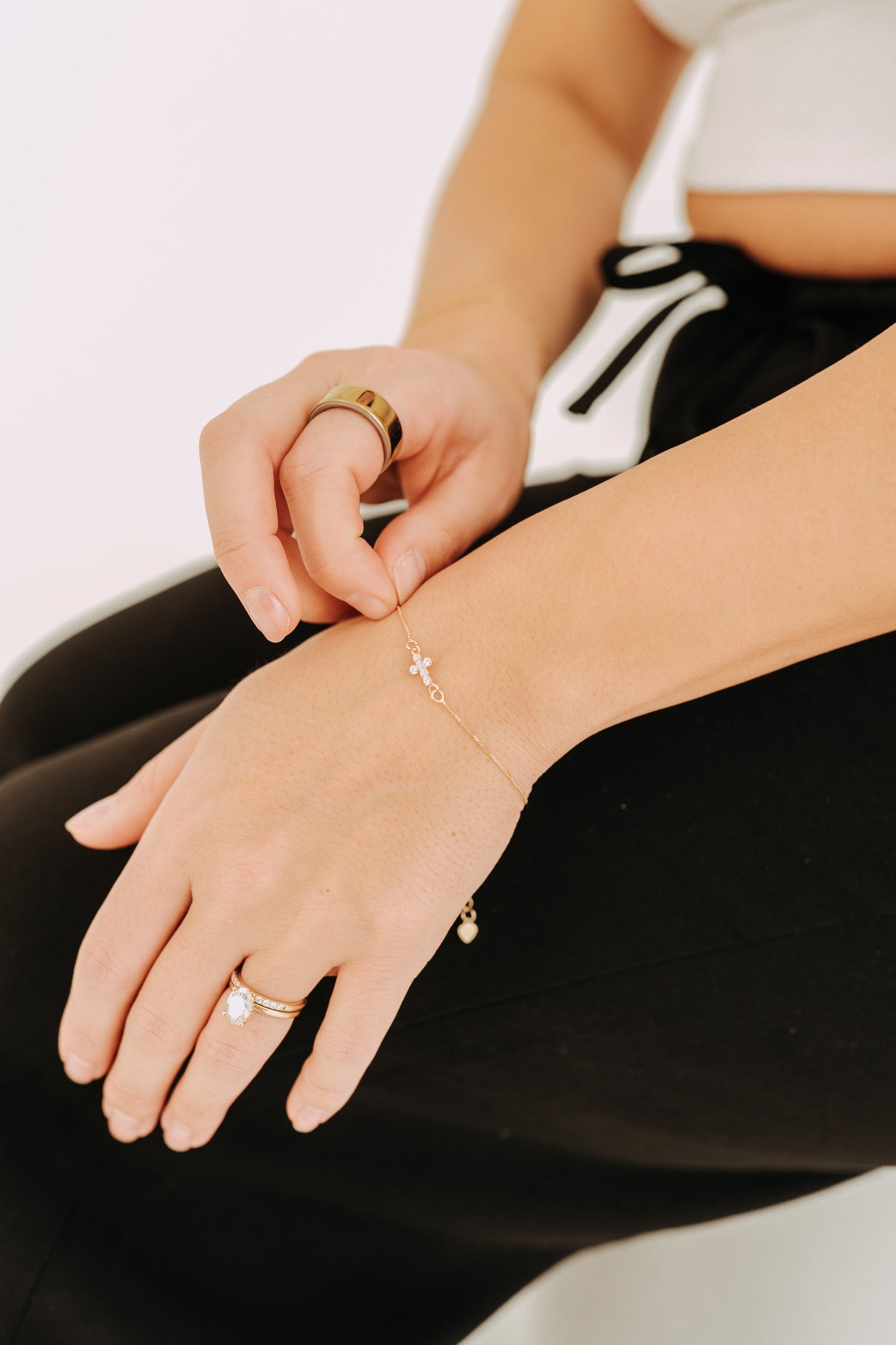 Dainty Cross Bracelet