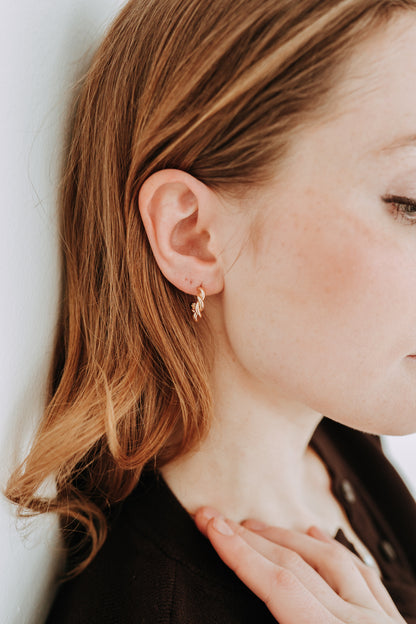 Mini Twist Hoops