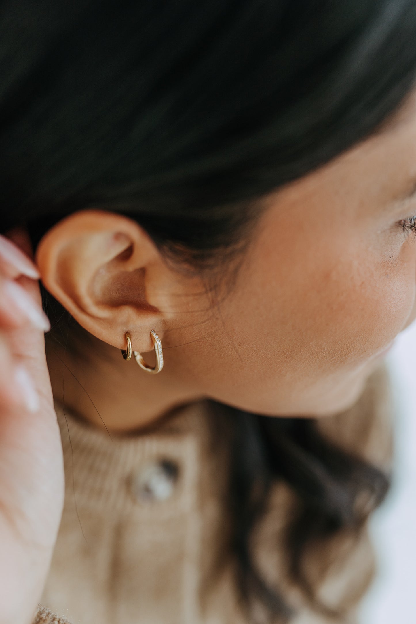 Pave Rectangle Hoops