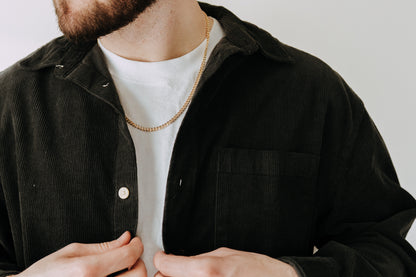 Men’s gold chain necklace with sleek curb design and high-shine finish