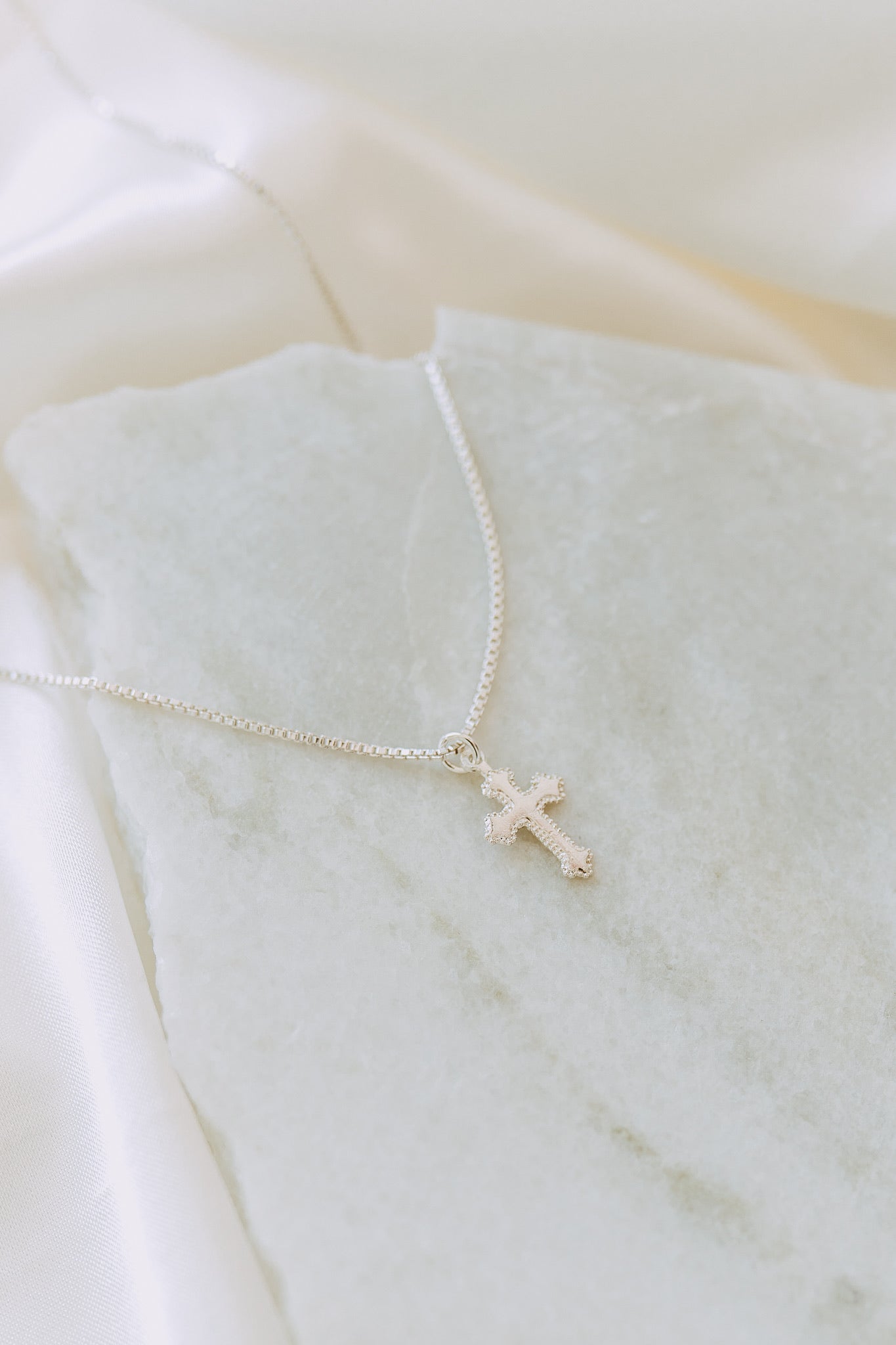 Minimal sterling silver cross necklace for men with box chain
