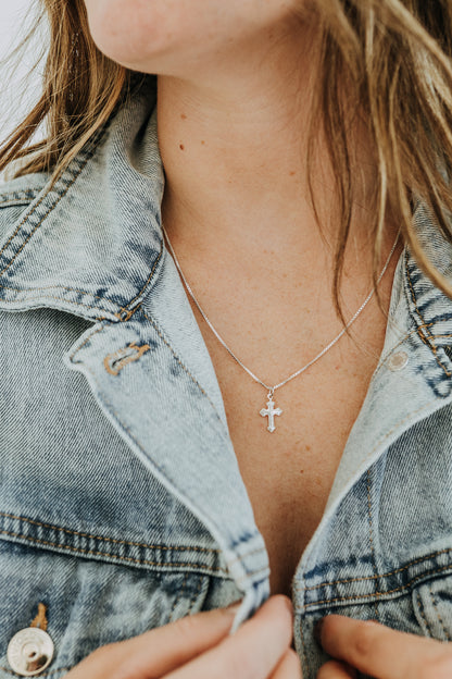 Tarnish resistant sterling silver cross necklace close-up