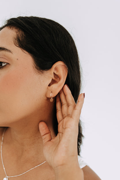 Daisy Hoop Earrings | Removable Daisy Charm Gold Hoops