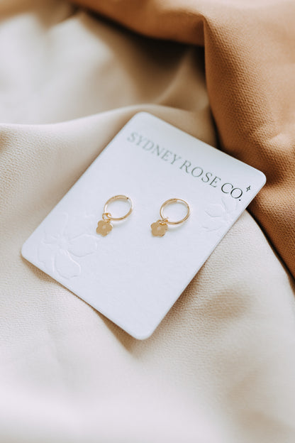 Daisy Hoop Earrings | Removable Daisy Charm Gold Hoops