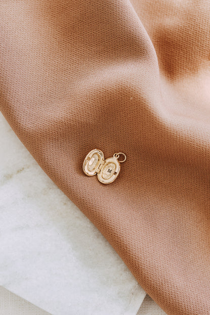 Mini Engraved Oval Locket Necklace | 18K Gold Filled