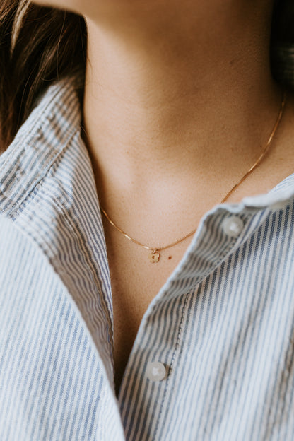 Mini Daisy Necklace