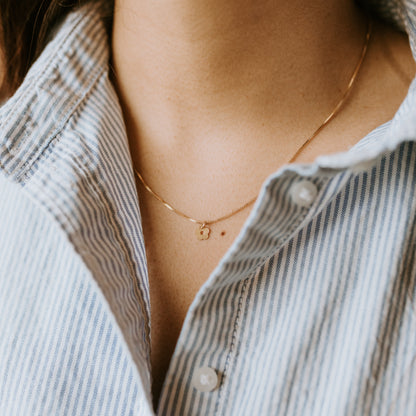 Mini Daisy Necklace