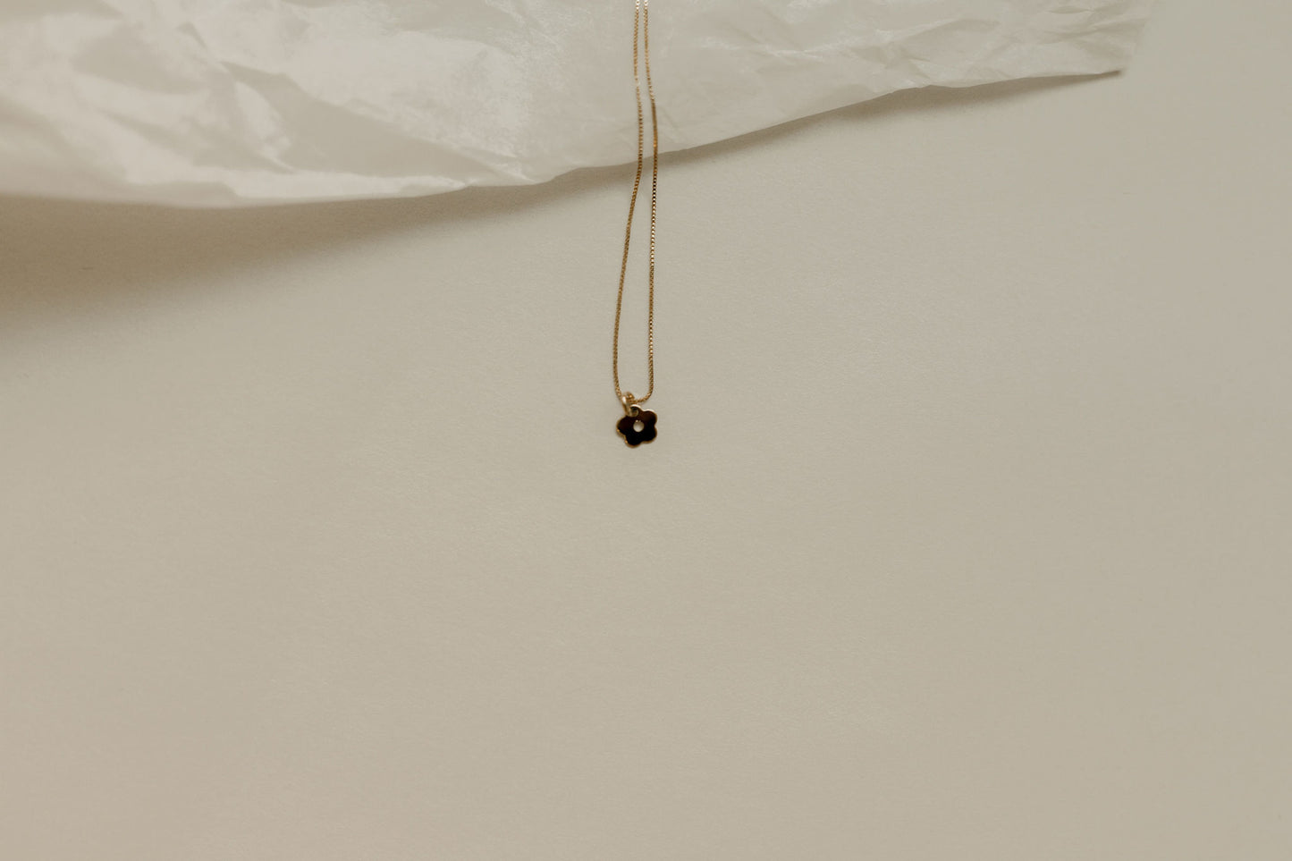 Mini Daisy Necklace